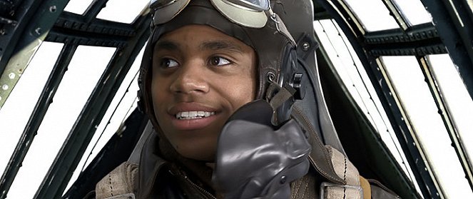 Red Tails - Photos - Tristan Mack Wilds