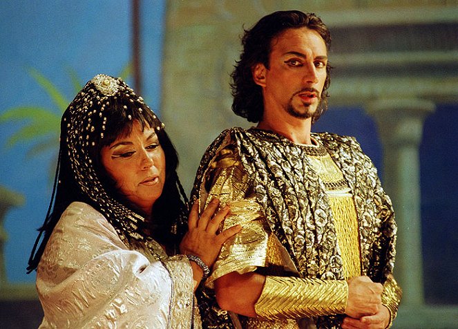 Aida - Kuvat elokuvasta