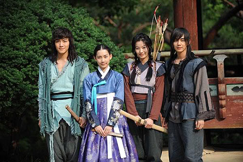 Moosa Baekdongsoo - Kuvat elokuvasta - Chang-wook Ji, Hyeon-bin Shin, So-yi Yoon, Seung-ho Yoo