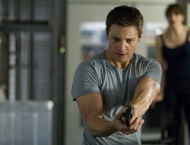 Dziedzictwo Bourne'a - Z filmu - Jeremy Renner