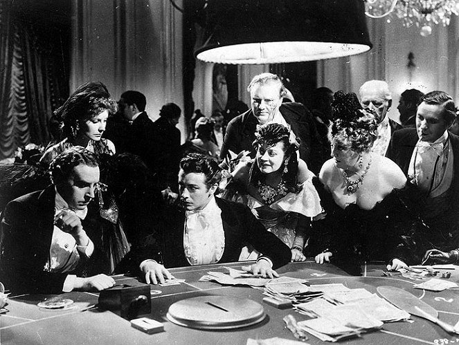 Die Kameliendame - Filmfotos - Henry Daniell, Greta Garbo, Robert Taylor, Lenore Ulric, Laura Hope Crews, Rex O'Malley