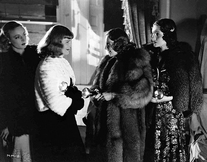 Ocho mujeres y un crimen - De la película - Barbara Stanwyck