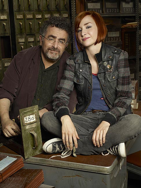 Warehouse 13 - Promo - Saul Rubinek, Allison Scagliotti