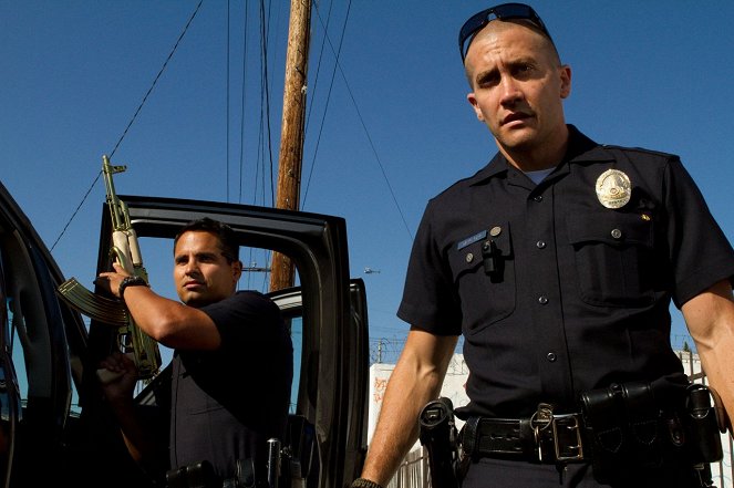 Poliisit - Kuvat elokuvasta - Michael Peña, Jake Gyllenhaal