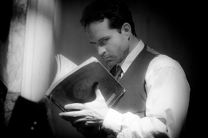 Keyhole - Do filme - Jason Patric