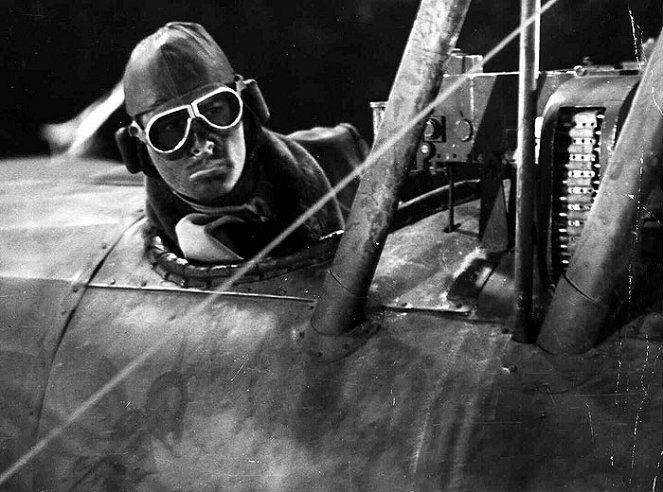 Lentoeskaaderin hyökkäys - Kuvat elokuvasta - Errol Flynn
