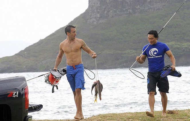 Hawaii Five-0 - Season 1 - Palekaiko - De la película - Alex O'Loughlin, Daniel Dae Kim