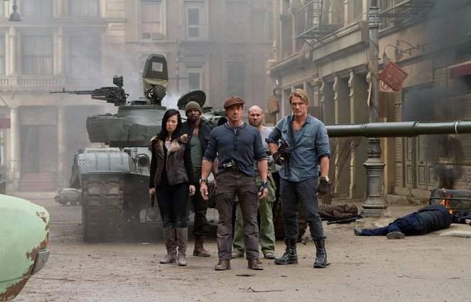 The Expendables 2: Back For War - Filmfotos - Nan Yu, Terry Crews, Sylvester Stallone, Randy Couture, Dolph Lundgren