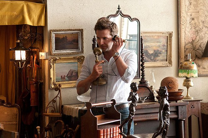 Lopott szavak - Filmfotók - Bradley Cooper