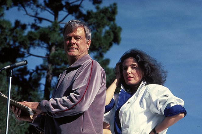 Calendar Girl Murders - Z filmu - Robert Culp, Barbara Parkins