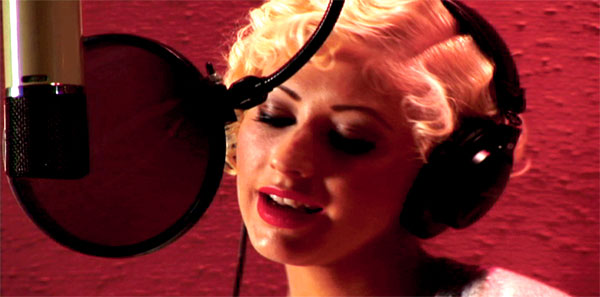 Herbie Hancock: Lehetőségek - Filmfotók - Christina Aguilera