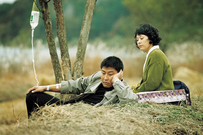 Memories of Murder (Crónica de un asesino en serie) - De la película - Kang-ho Song, Mi-sun Jeon