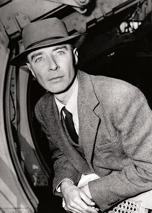The Trials of J. Robert Oppenheimer - Van film - J. Robert Oppenheimer