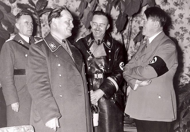 Chronicle of the Third Reich - Photos - Hermann Göring, Heinrich Himmler, Adolf Hitler