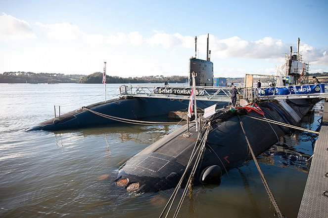 How to Command a Nuclear Submarine - Kuvat elokuvasta