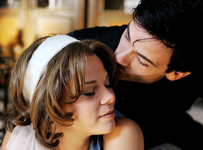 Romy - Filmfotos - Jessica Schwarz, Guillaume Delorme