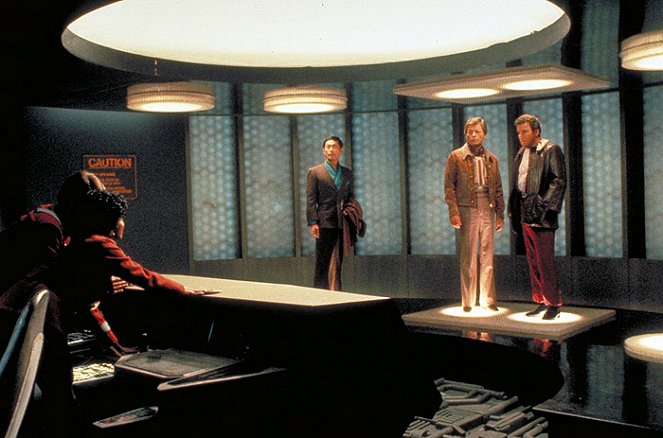 Star Trek III: Auf der Suche nach Mr. Spock - Filmfotos - George Takei, DeForest Kelley, William Shatner