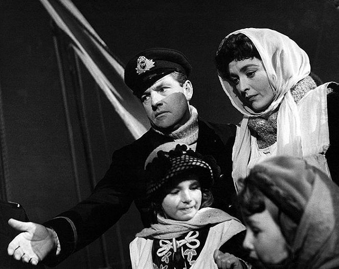 Die letzte Nacht der Titanic - Filmfotos - Kenneth More