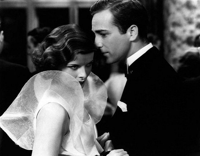Búcsú a szerelemtől - Filmfotók - Katharine Hepburn, David Manners
