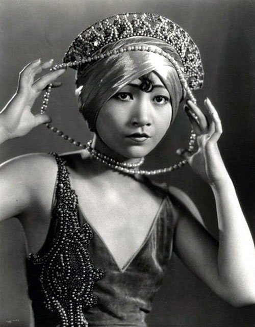Forty Winks - Van film - Anna May Wong