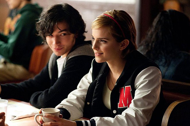 Ten, kdo stojí v koutě - Z filmu - Ezra Miller, Emma Watson