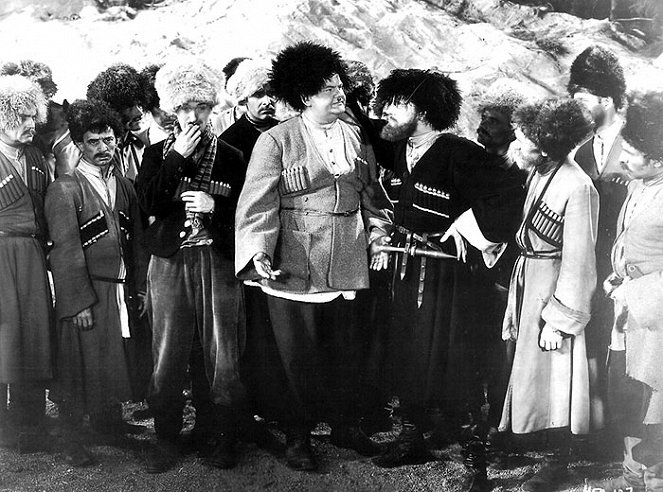 The Rogue Song - Filmfotos - Stan Laurel, Oliver Hardy
