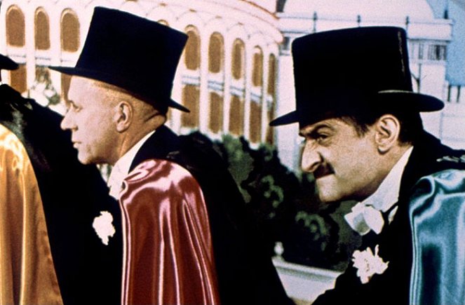 Die Knallschote - Filmfotos - Roger Caccia, Louis de Funès