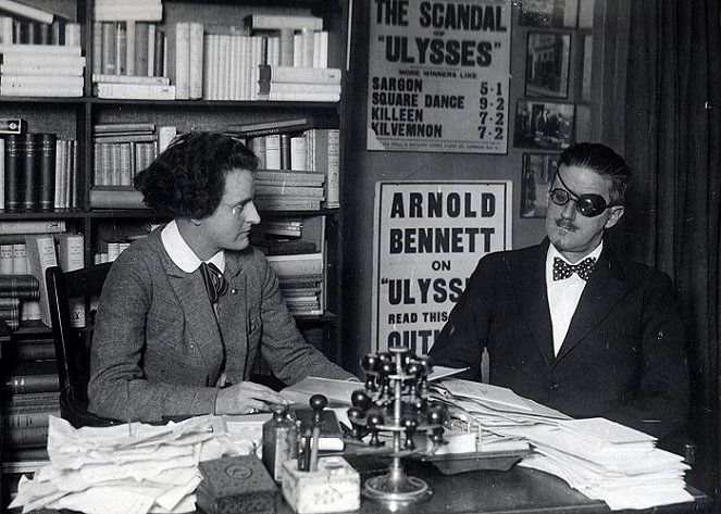 Paris: The Luminous Years - De la película - Sylvia Beach, James Joyce