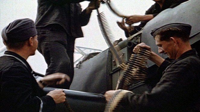 WWII Lost Films: The Air War - Van film