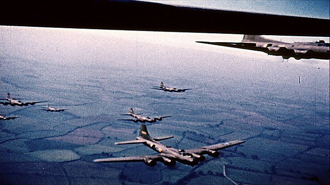 WWII Lost Films: The Air War - Filmfotók