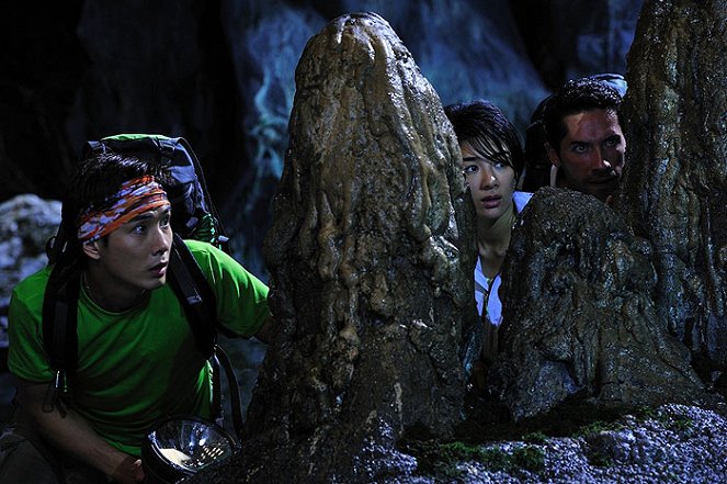 Legendary: Tomb of the Dragon - Van film - Crystal Huang Yi, Scott Adkins