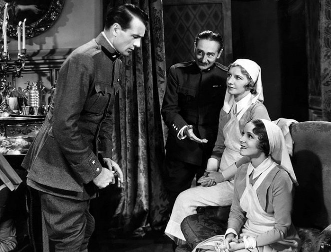Sbohem, armádo - Z filmu - Gary Cooper, Adolphe Menjou, Helen Hayes