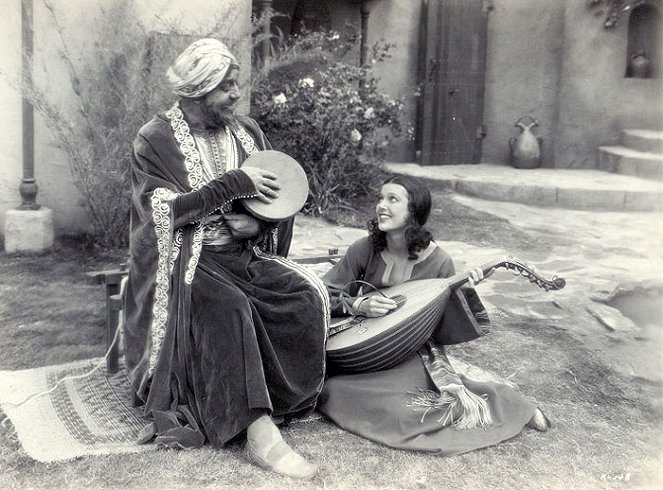 Kismet - Photos - Otis Skinner, Loretta Young