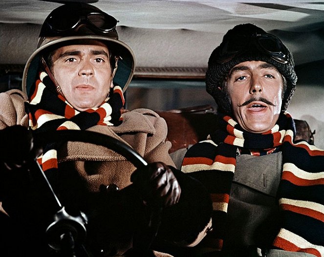 Those Daring Young Men in Their Jaunty Jalopies - Photos - Dudley Moore, Peter Cook