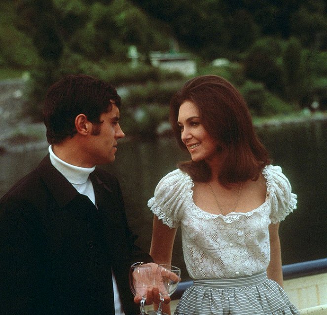 If It's Tuesday, This Must Be Belgium - Do filme - Ian McShane, Suzanne Pleshette