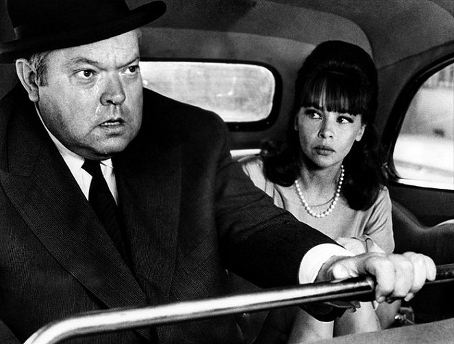 Brennt Paris? - Filmfotos - Orson Welles, Leslie Caron