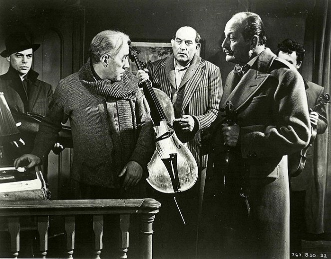 Pět lupičů a stará dáma - Z filmu - Herbert Lom, Alec Guinness, Danny Green, Cecil Parker