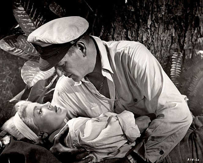 The Sea Chase - Photos - Lana Turner, John Wayne