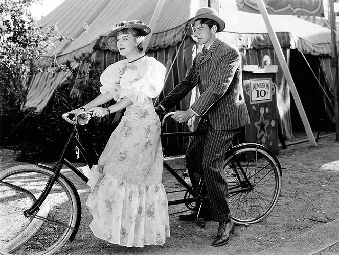 One Sunday Afternoon - Van film - Fay Wray, Gary Cooper