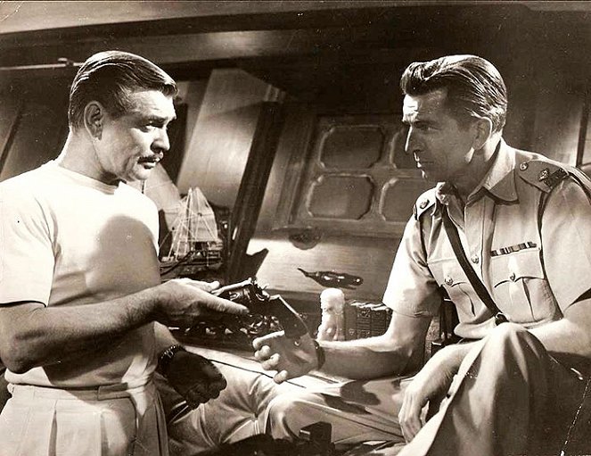 Soldier of Fortune - Filmfotos - Clark Gable, Michael Rennie