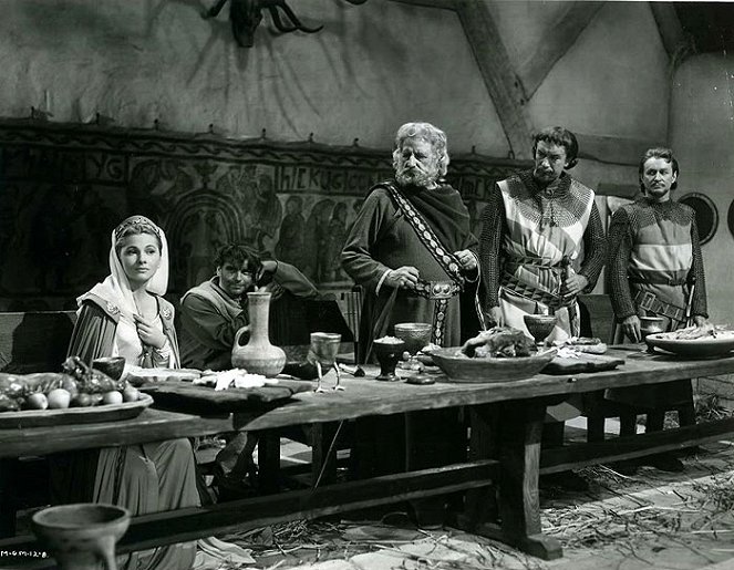 Ivanhoe - Kuvat elokuvasta - Joan Fontaine, Emlyn Williams, Finlay Currie, George Sanders, Robert Douglas