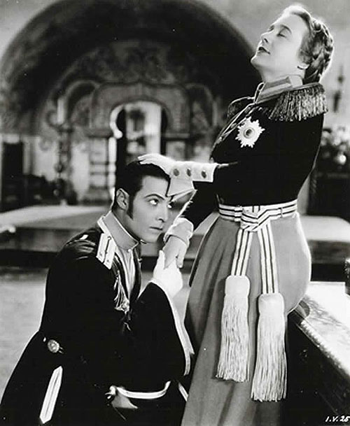 L'Aigle noir - Film - Rudolph Valentino, Louise Dresser