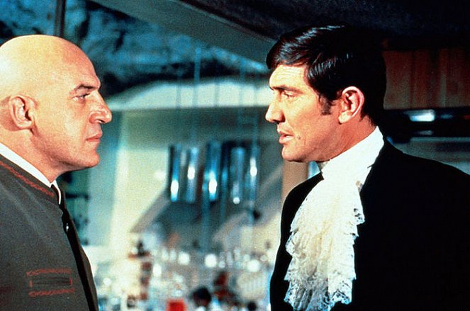 James Bond - Im Geheimdienst Ihrer Majestät - Filmfotos - Telly Savalas, George Lazenby