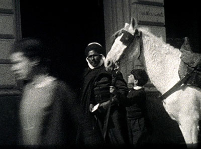 An Incomplete History of the Travelogue, 1925 - Filmfotók