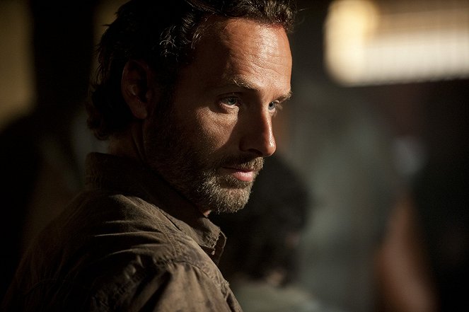 The Walking Dead - Sick - Photos - Andrew Lincoln