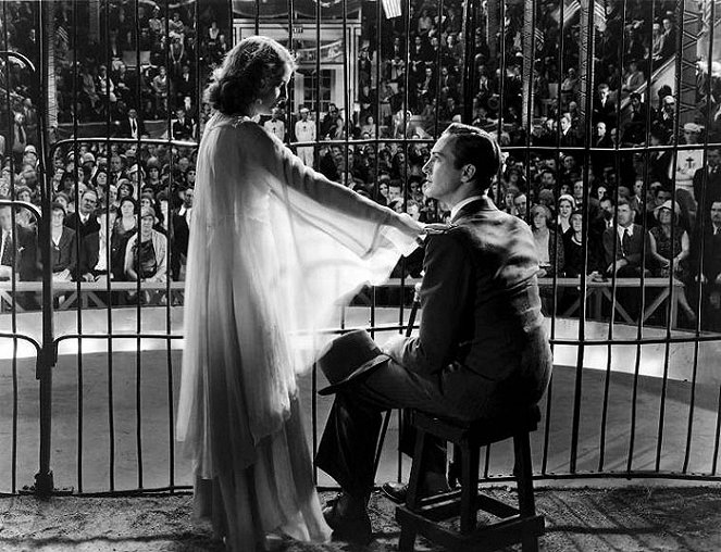 The Miracle Woman - Filmfotos - Barbara Stanwyck, David Manners