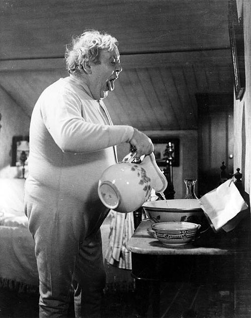 Herr im Haus bin ich - Filmfotos - Charles Laughton