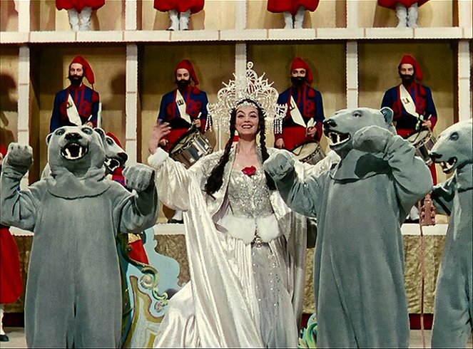 French Cancan - Film - María Félix