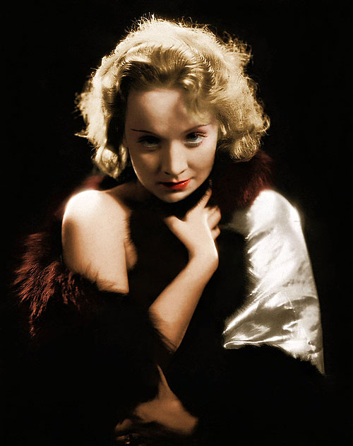 Entehrt - Werbefoto - Marlene Dietrich