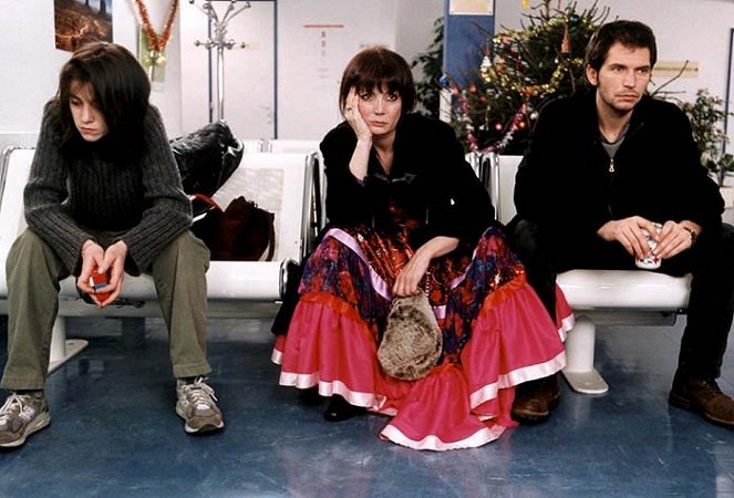 La bûche, cena de Navidad - De la película - Charlotte Gainsbourg, Sabine Azéma